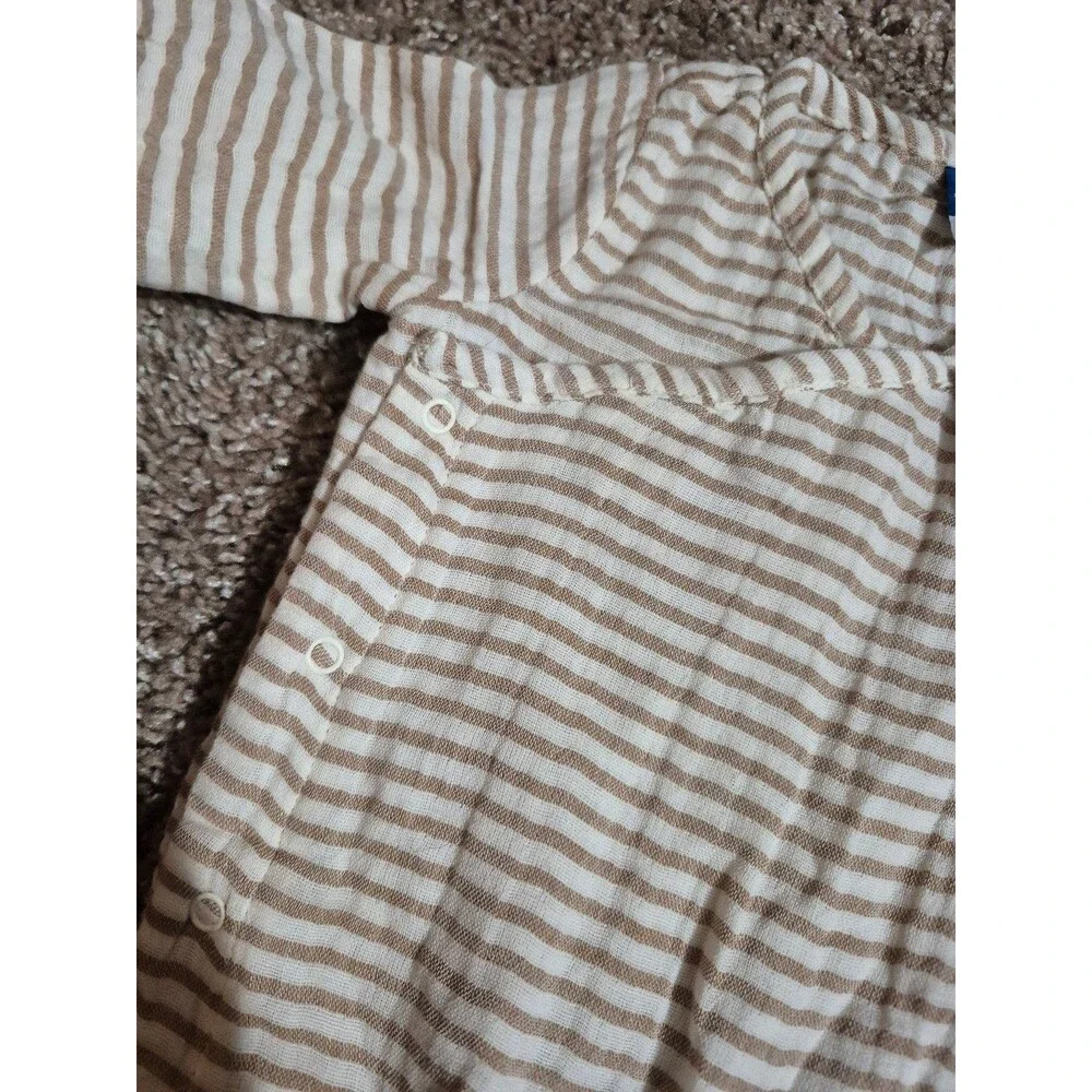 Old navy newborn muslin romper nwt